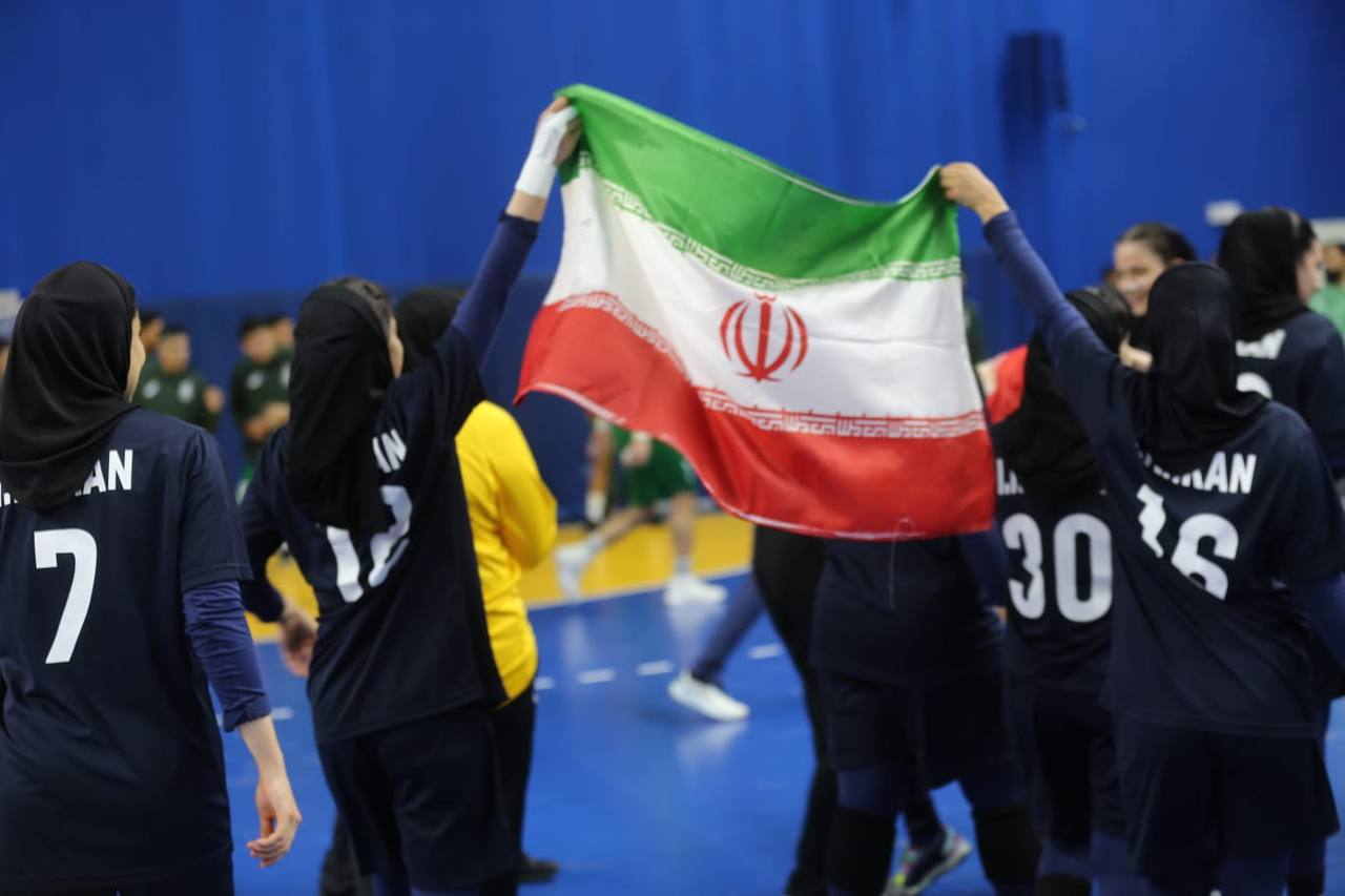 سومین دوره بازی‌های آسیایی جوانان ۲۰۲۵ - بحرین؛ پنجمین برد دختران هندبال، قهرمانی قطعی شد، اولین طلای تاریخ هندبال ایران در بازی‌های آسیایی/ عکس