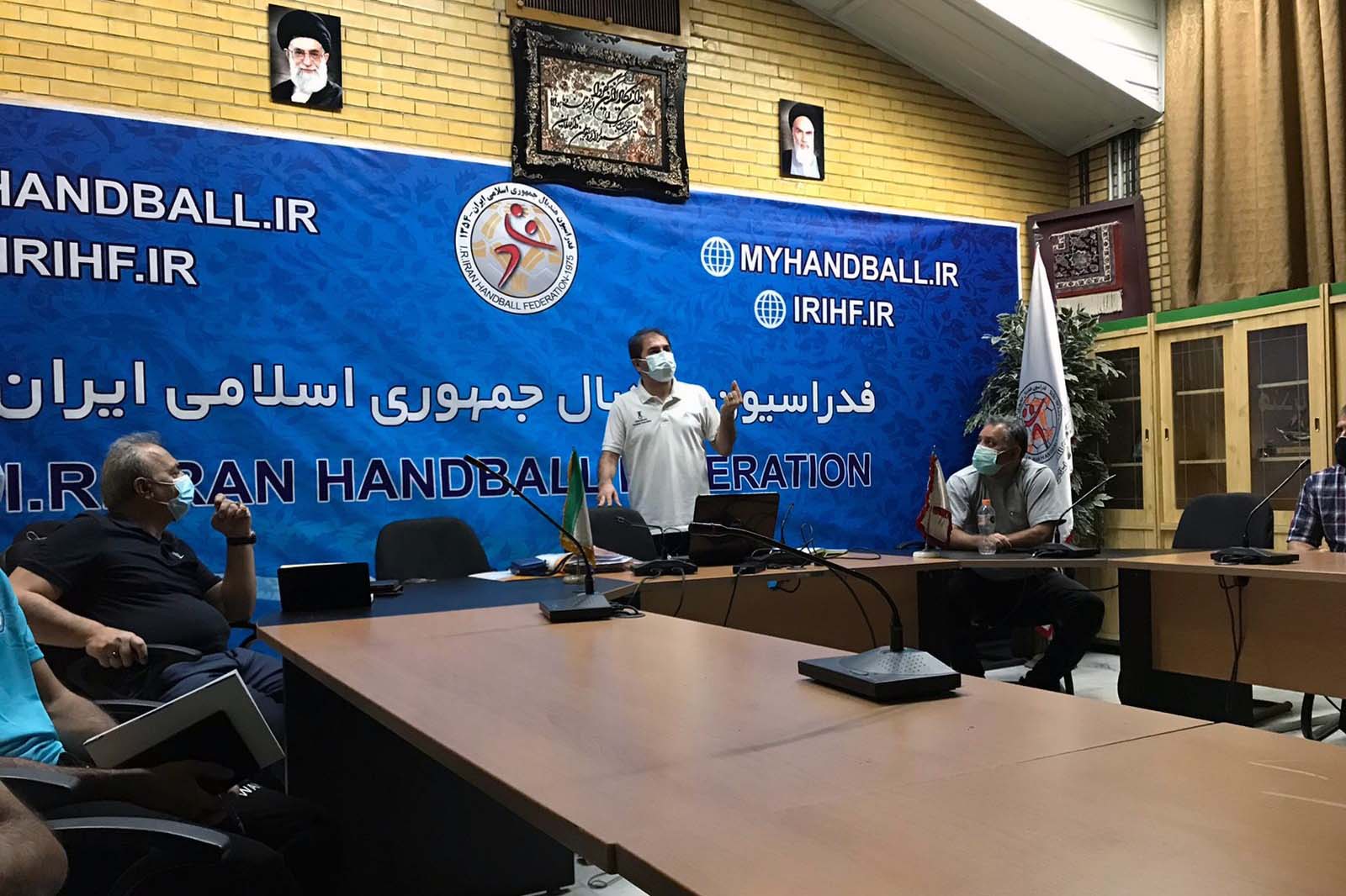 جلسه هماهنگی داوران و ناظران برگزار شد