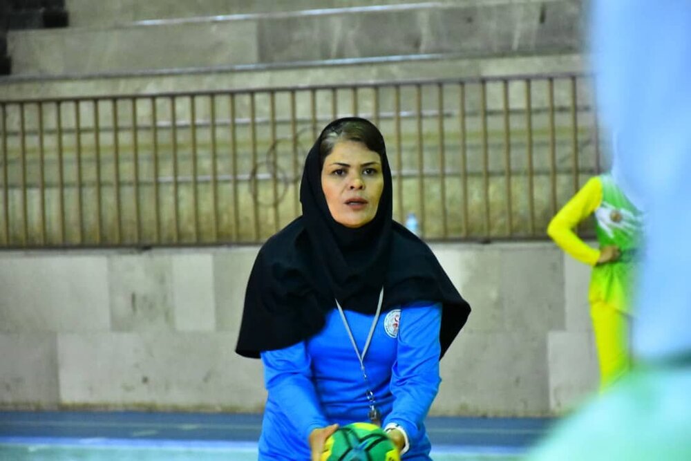 رقابت‌های هندبال نوجوانان دختر آسیا/ محمدخانی: برد برابر ازبکستان عیدی خوبی بود