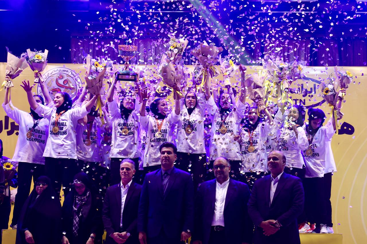 خداحافظی باشکوه دختران هندبال از لیگ برتر/ پاکدل: خبرهای خوشی در راه است