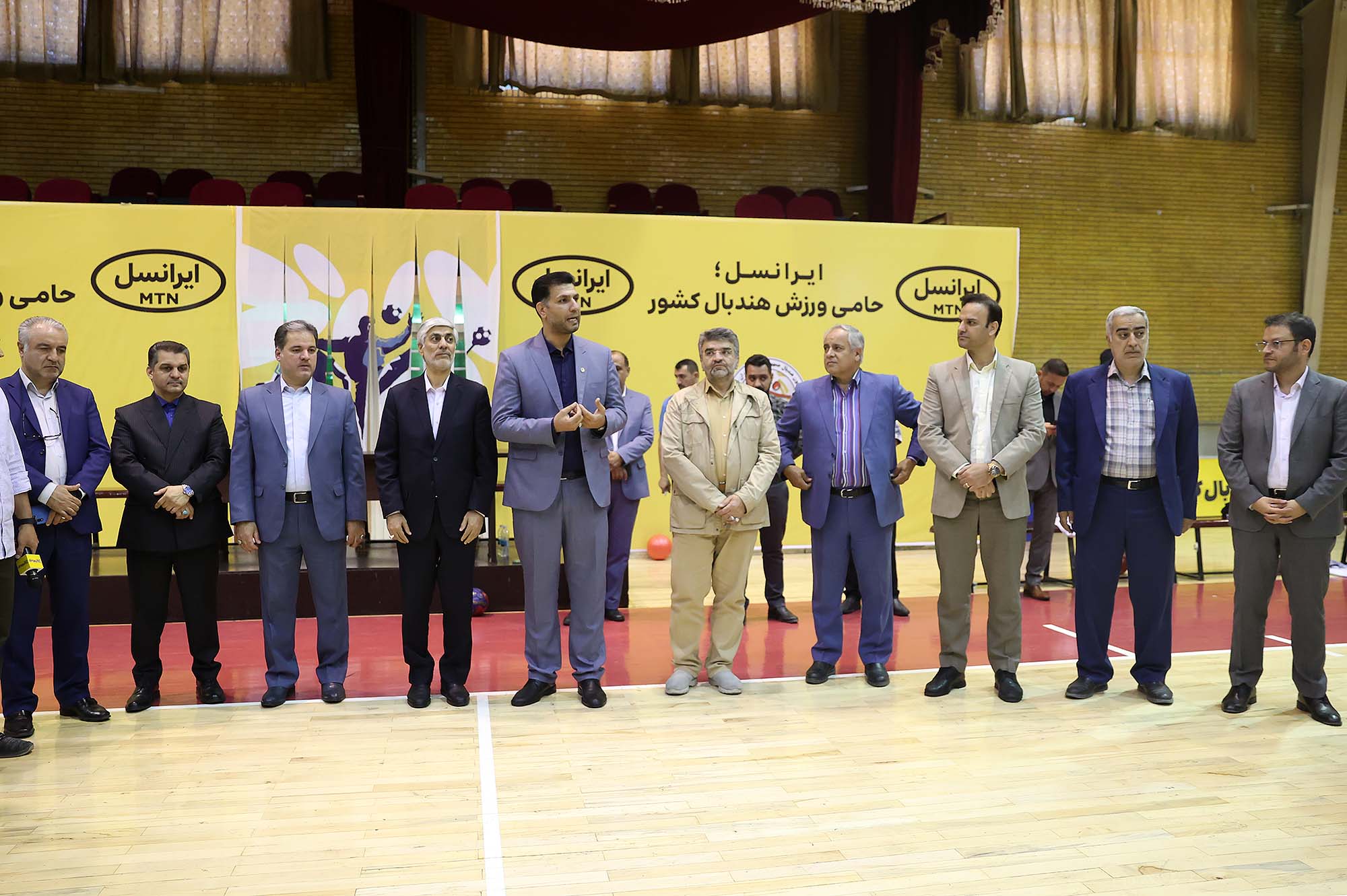 رییس فدراسیون هندبال: عدم حضور سه ستاره تیم ملی هندبال در هانگژو، شوک بدی به تیم ما وارد کرد