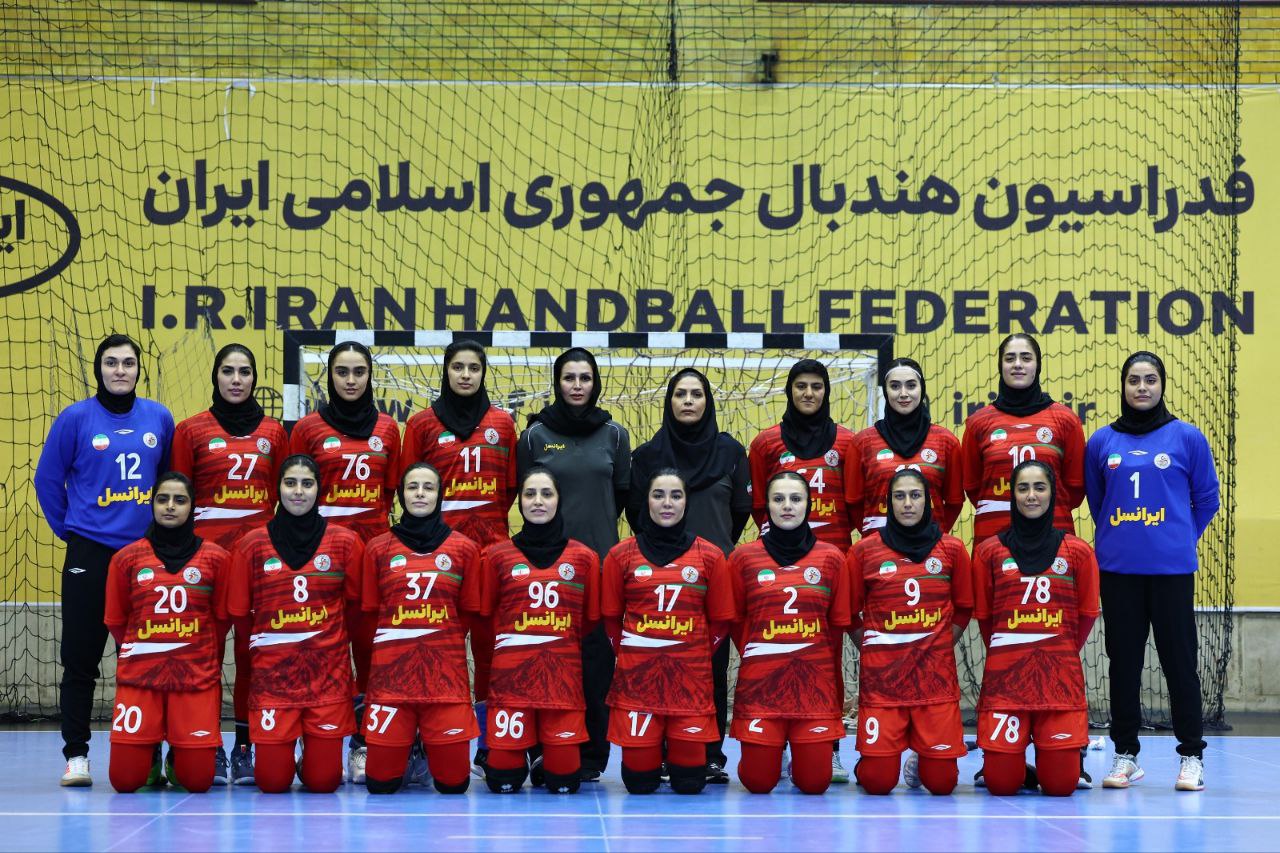 تیم ملی هندبال بانوان در اولین گام قهرمانی آسیا مغلوب سامورایی‌های مدعی قهرمانی شد
