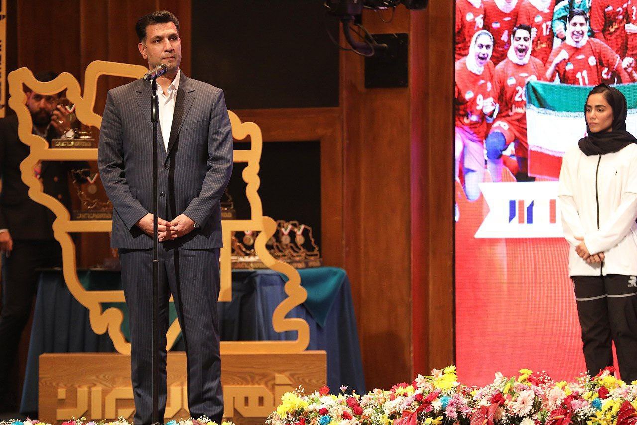 پاکدل: موفقیت بزرگ هندبال بانوان با عزم و اراده‌ای بی‌نظیر رقم خورد