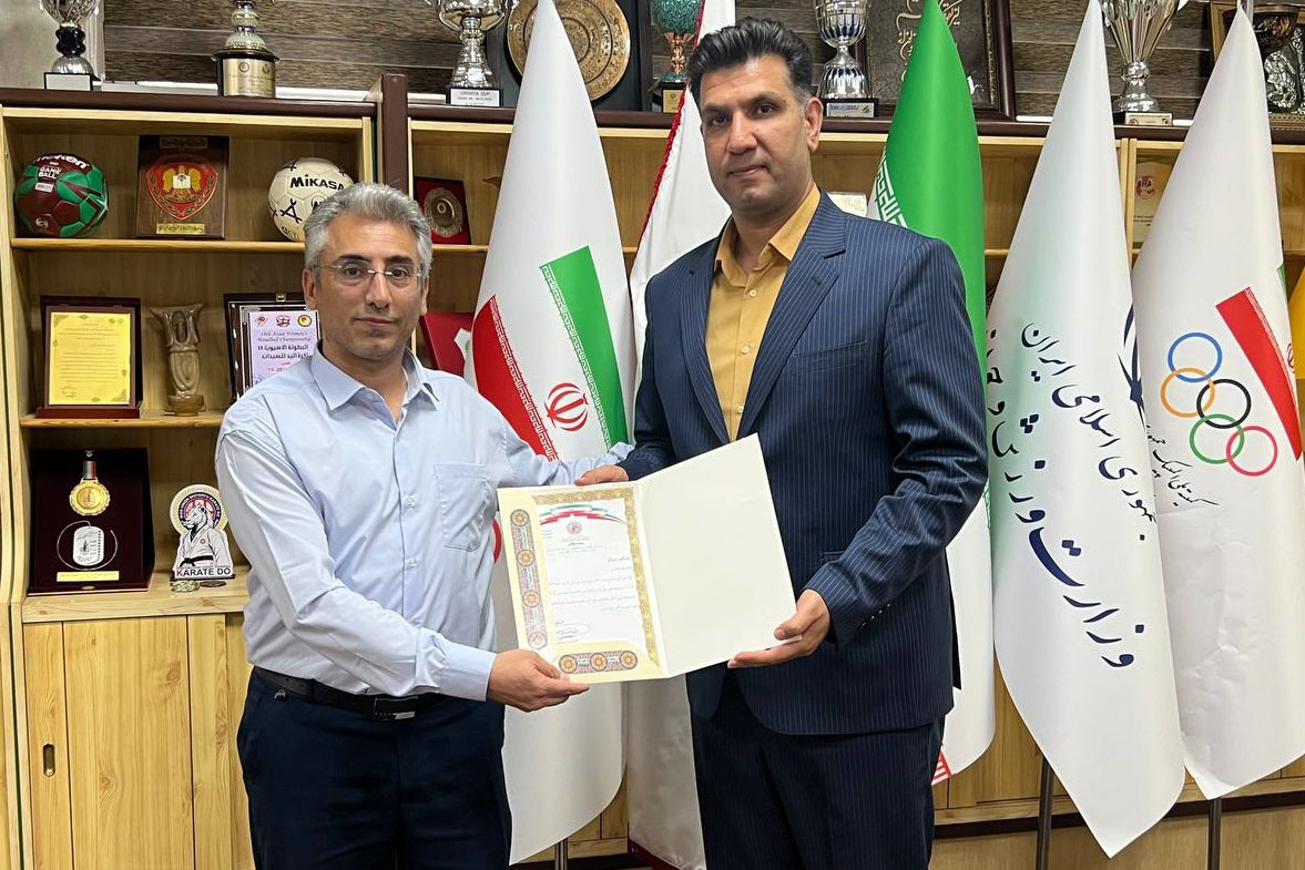 تقدیر رئیس فدراسیون هندبال از زحمات مهدی ترابی