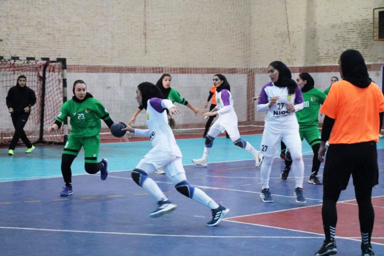 هفته سوم لیگ برتر هندبال بانوان؛ از دوئل ستاره‌ها در اصفهان تا اولین میزبانی استقلال