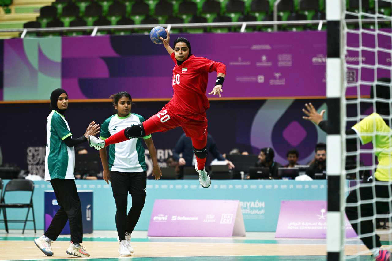 دومین برد متوالی زنان هندبال ایران/ شاگردان سیائورا مقتدرانه از سد مالدیو عبور کردند