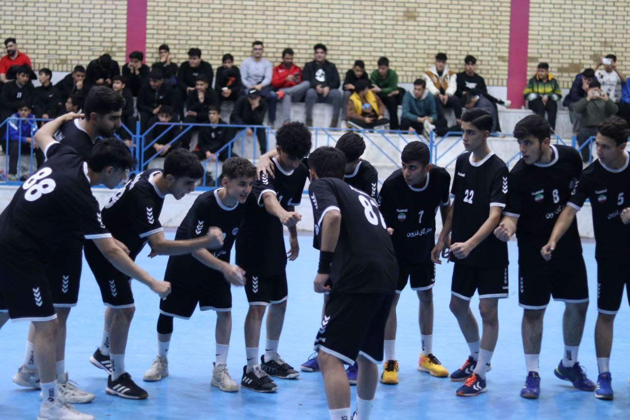 نتایج روز سه‌شنبه لیگ آیندگان در چهار گروه مشخص شد