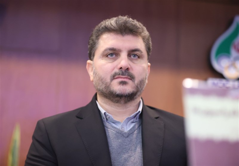 آرش فرهادیان